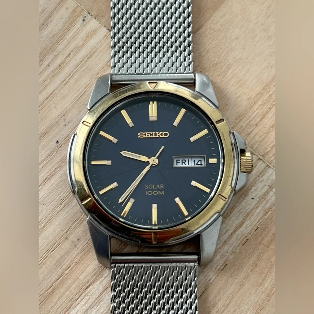 Seiko Solar Men’s Watch Black Dial New Stainless Weave Bracelet Day Date Windows